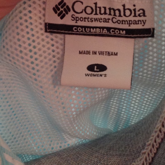 Columbia button down. Size Large. - Picture 6 of 7